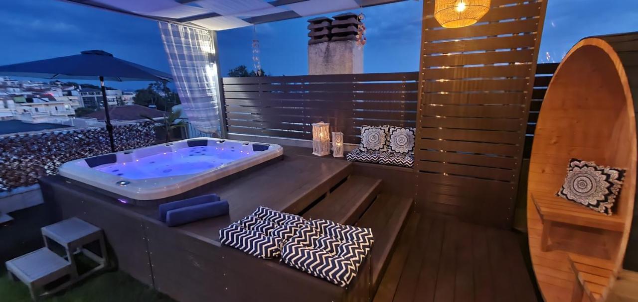 Hotel Mallas Nea Kallikrateia 外观 照片