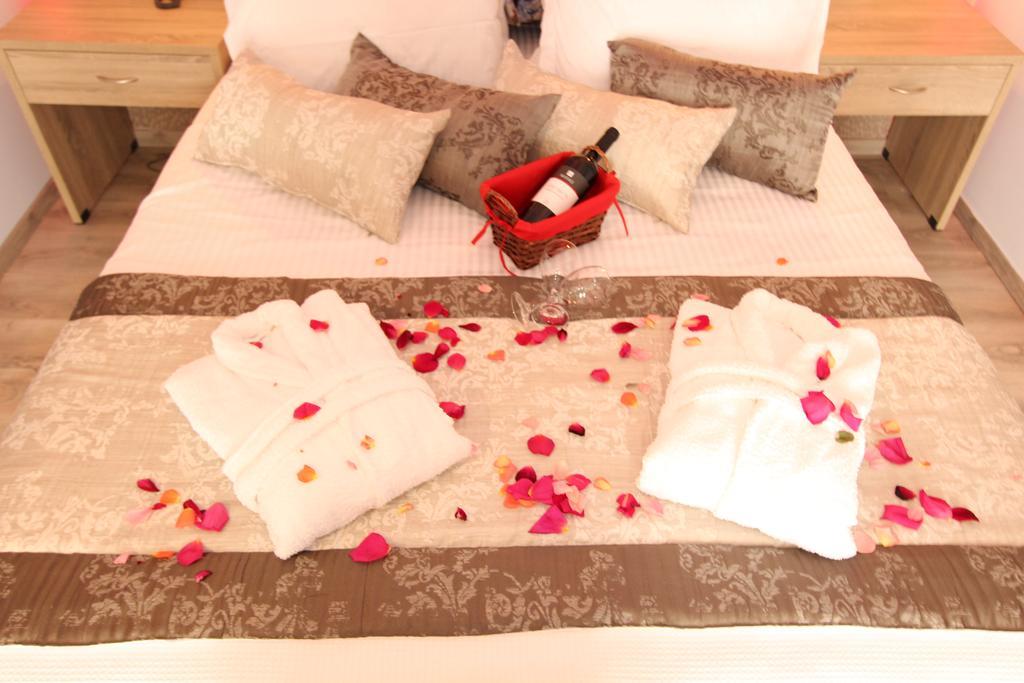 Hotel Mallas Nea Kallikrateia 外观 照片