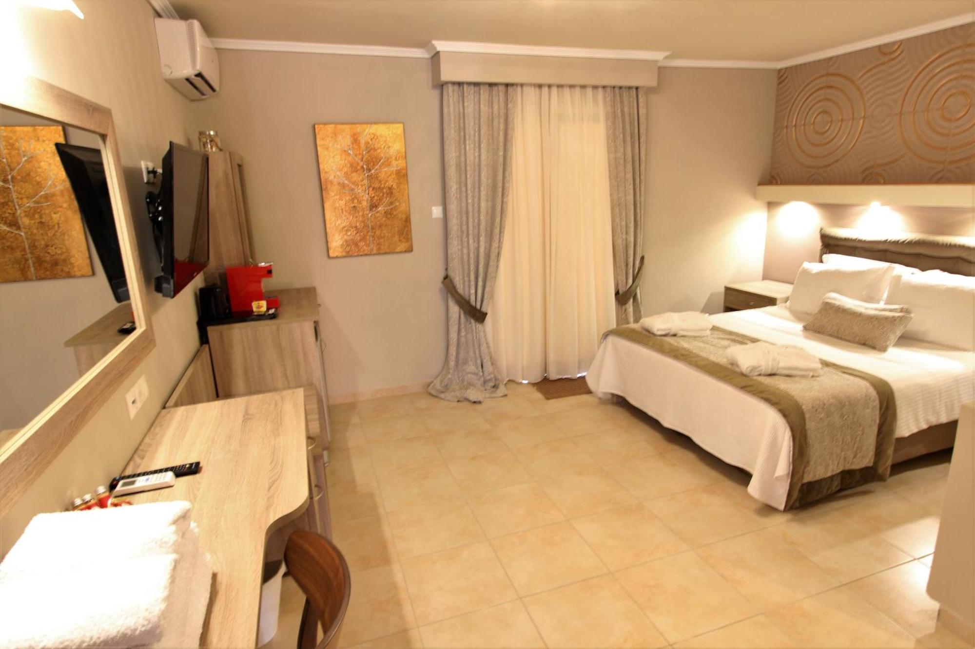 Hotel Mallas Nea Kallikrateia 外观 照片