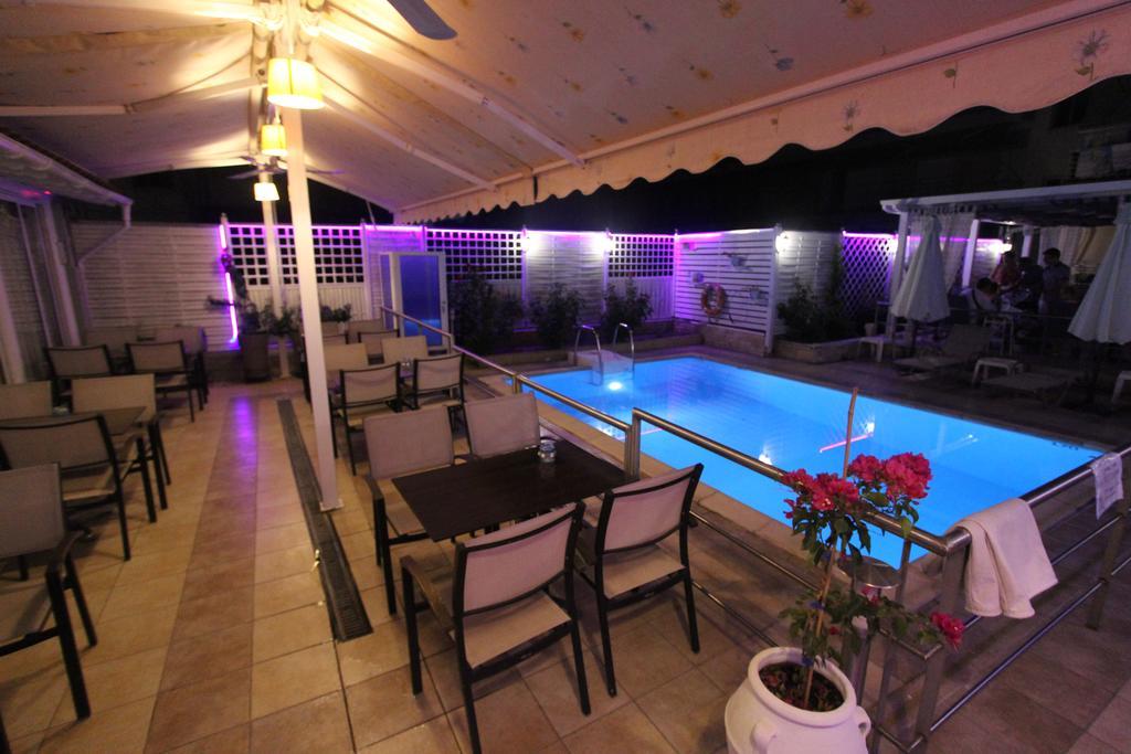 Hotel Mallas Nea Kallikrateia 外观 照片